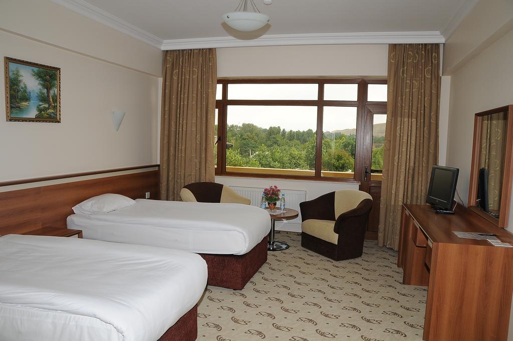 River Side Hotel Мінгечаур Номер фото