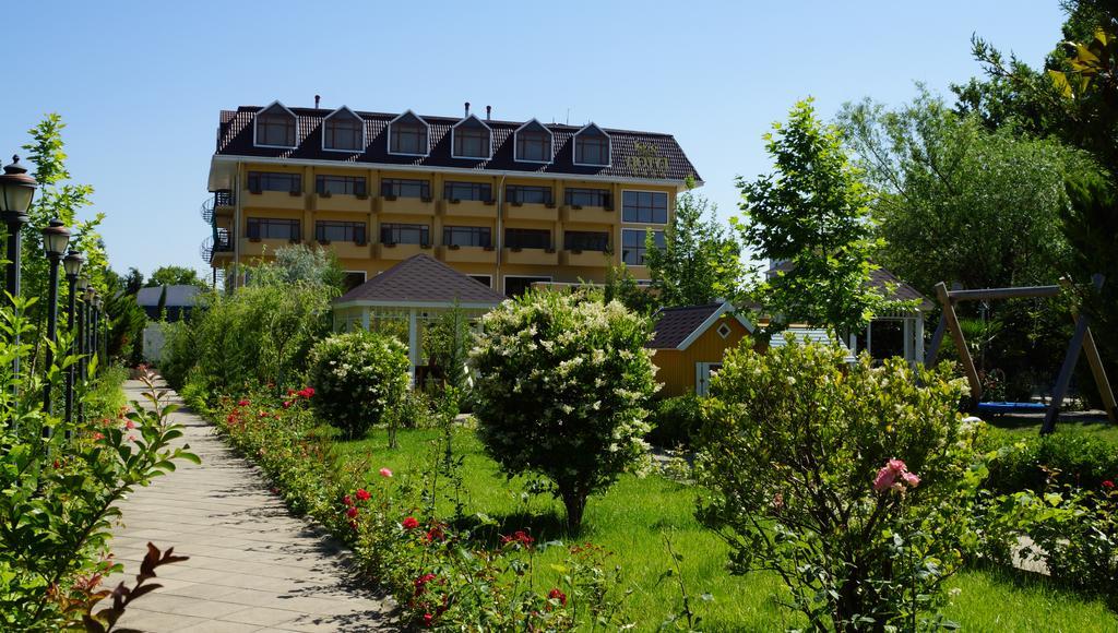 River Side Hotel Мінгечаур Екстер'єр фото